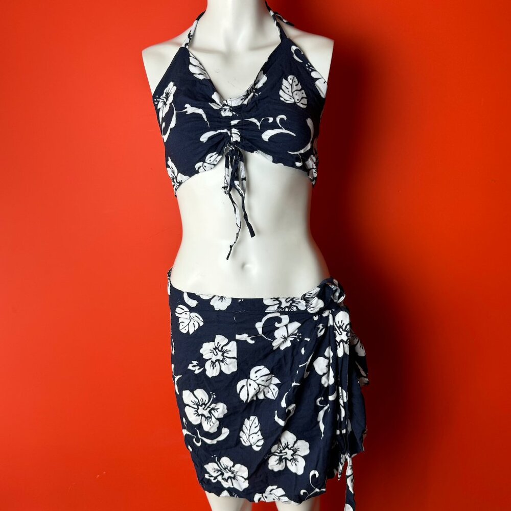 Hawaii inspired two piece swimwear set with floral pattern